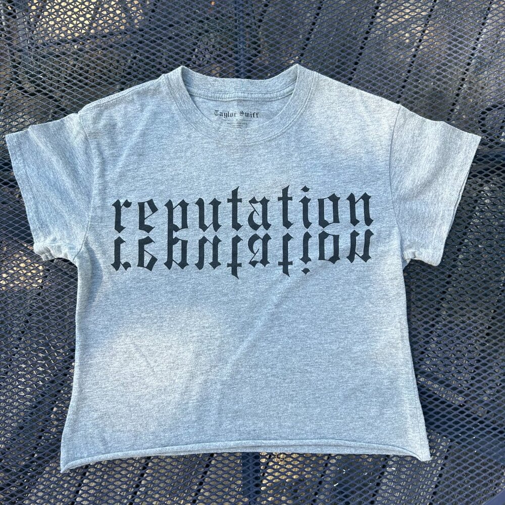 Taylor Swift reputation crop top